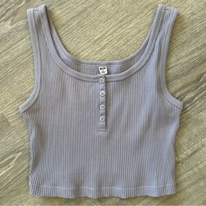 Ribbed Cropped Henley Neck Tank Top from Uniqlo / Size Small / Purple